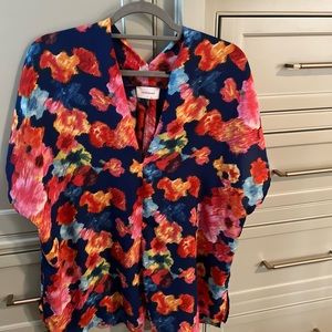 Adrienne bright floral tunic top. Large.